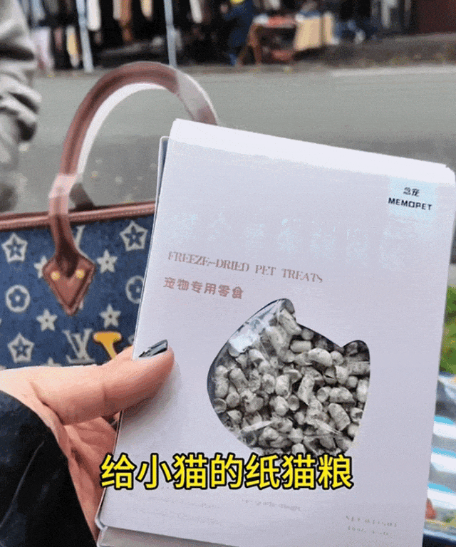 竟被外国铲屎官买爆：我的猫生前最爱吃三文
